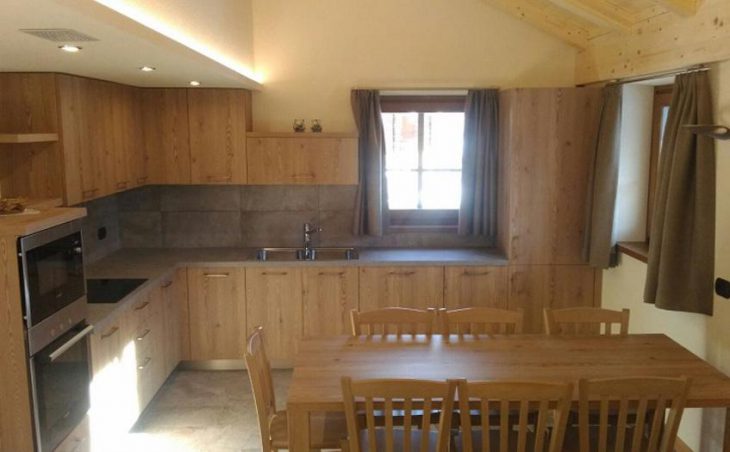 Chalet Lamada in Livigno , Italy image 6 